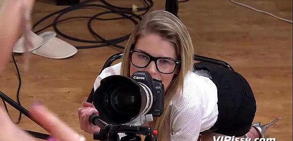  Vipissy - Camerawoman